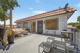 Photo #2: 2783517 Listing