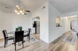 Photo #6: 2783522 Listing