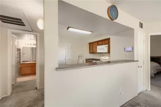 Photo #2: 2783548 Listing
