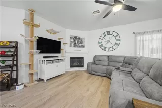 Photo #4: 2783564 Listing