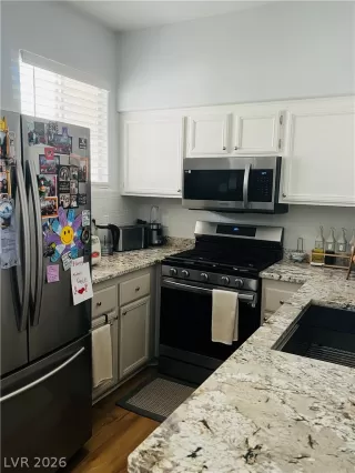 Photo #6: 2783582 Listing