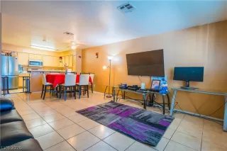 Photo #6: 2783594 Listing