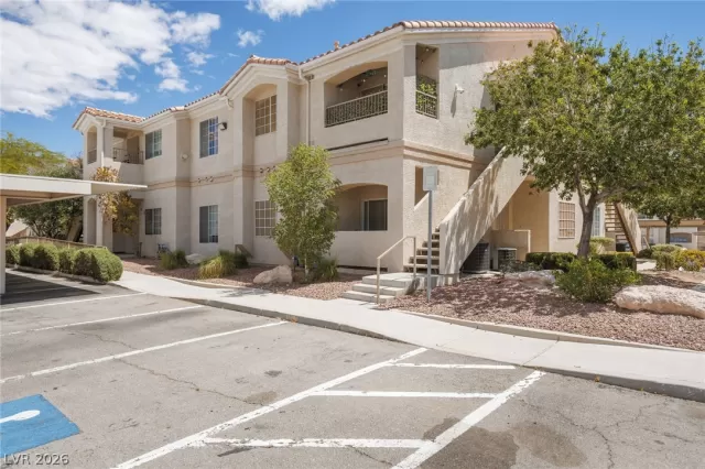 MLS: 2783621 Condo For Sale