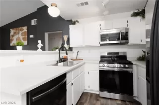Photo #4: 2783621 Listing 