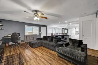 Photo #2: 2783639 Listing