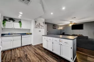Photo #6: 2783639 Listing