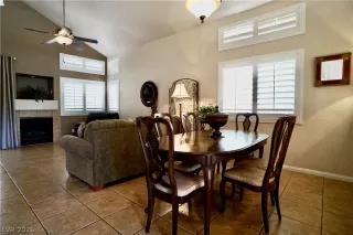 Photo #4: 2783642 Listing