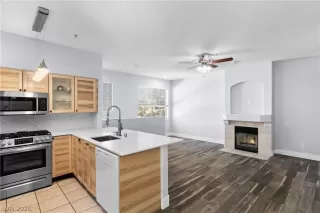 Photo #4: 2783690 Listing 
