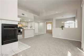 Photo #3: 2783695 Listing