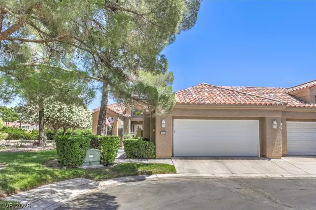 MLS: 2783700 Condo For Sale