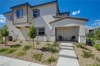 Photo #5: 2783736 Listing