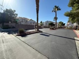 Photo #4: 2783810 Listing 