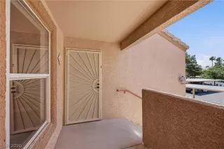 Photo #2: 2783821 Listing