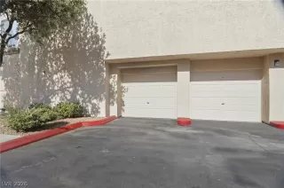 Photo #4: 2783825 Listing