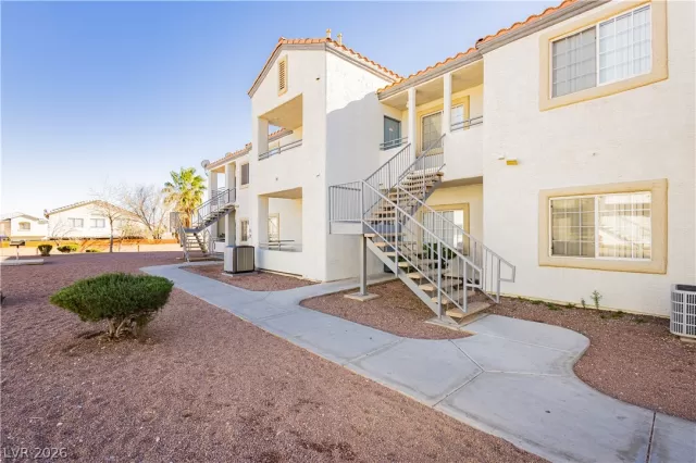 MLS: 2783830 Condo For Sale