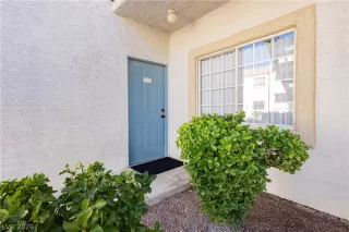 Photo #1: 2783830 Listing 