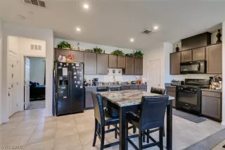 Photo #1: 2783852 Listing