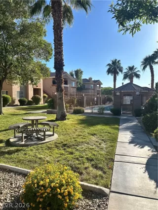 Photo #1: 2783869 Listing