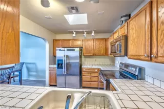 Photo #4: 2783976 Listing 