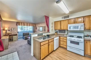 Photo #6: 2783977 Listing