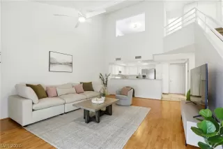Photo #3: 2783996 Listing 