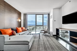 Photo #6: 2784034 Listing