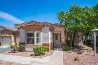 Photo #3: 2784067 Listing