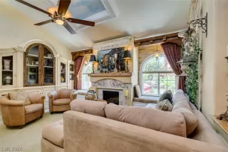Photo #6: 2784151 Listing