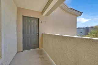 Photo #4: 2784160 Listing