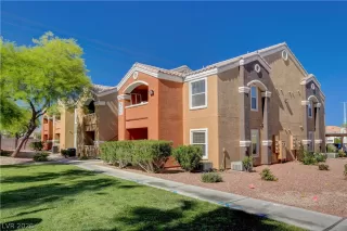 Photo #2: 2784177 Listing