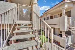 Photo #4: 2784280 Listing 