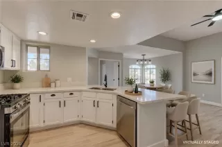 Photo #1: 2784354 Listing