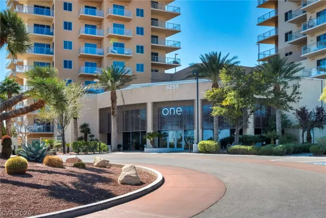 MLS: 2784365 Condo For Sale