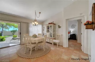 Photo #3: 2784378 Listing