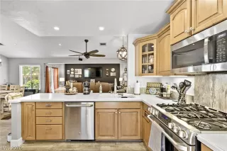 Photo #1: 2784390 Listing