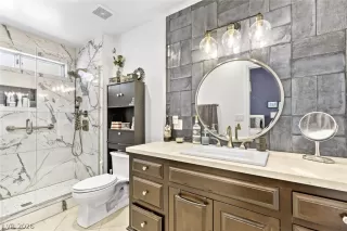 Photo #3: 2784390 Listing