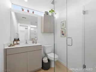 Photo #4: 2784396 Listing