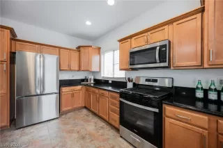 Photo #2: 2784410 Listing 