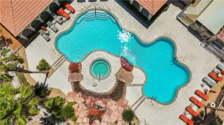 Photo #4: 2784444 Listing