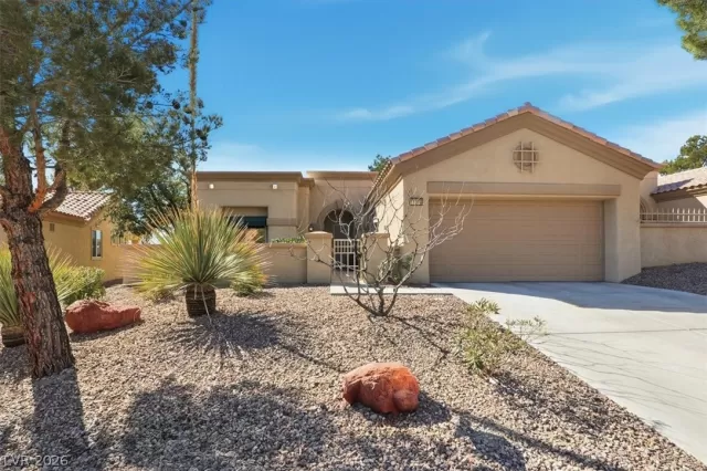 MLS: 2784479 Condo For Sale