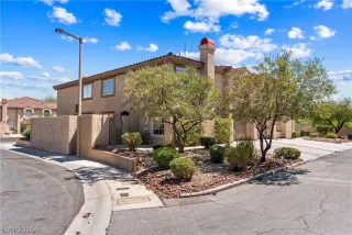 Photo #1: 2784509 Listing 
