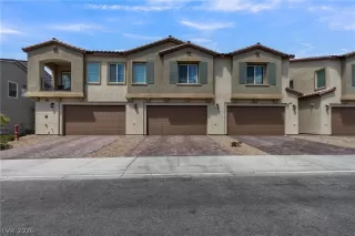 Photo #4: 2784520 Listing