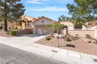 Photo #2: 2784640 Listing
