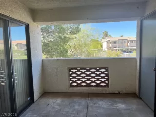Photo #4: 2784659 Listing