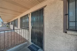 Photo #6: 2784743 Listing