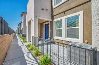 Photo #2: 2784759 Listing 
