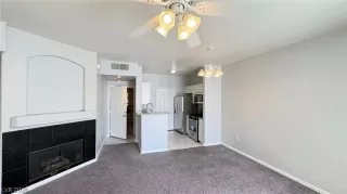 Photo #3: 2784808 Listing