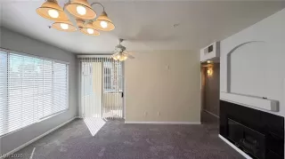 Photo #4: 2784808 Listing