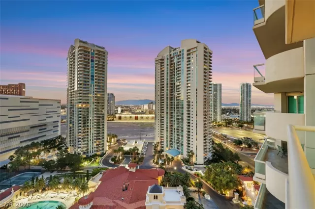 MLS: 2784839 Condo For Sale