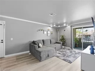 Photo #1: 2784858 Listing